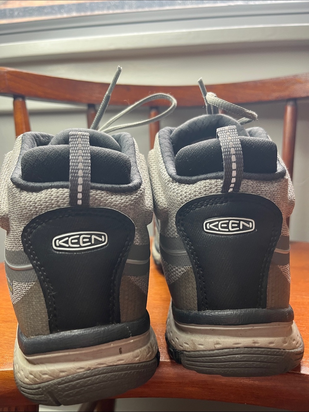 KEEN Terradora Mid Waterproof Hiking Boots Gray Women’s Size 6.5 EUC - Picture 3 of 11